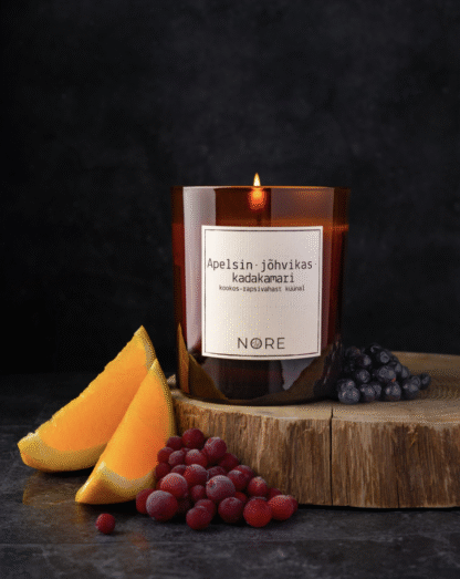 Nore küünal – Apelsin-jõhvikas-kadakamari 220g