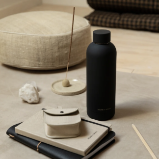 Monk&Anna - joogipudel, must, Botoru,