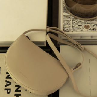 Monk & Anna - käekott, Farou half moon, Sand