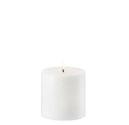 Uyuni Lighting - LED küünal, Melted Smooth Pillar H10,1 cm, Nordic White